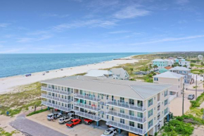 Surfside 17 by Pristine Properties Vacation Rentals